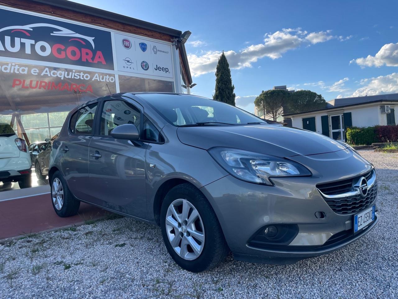 Opel Corsa 1.4 Benzina / GPL - Neopatentati