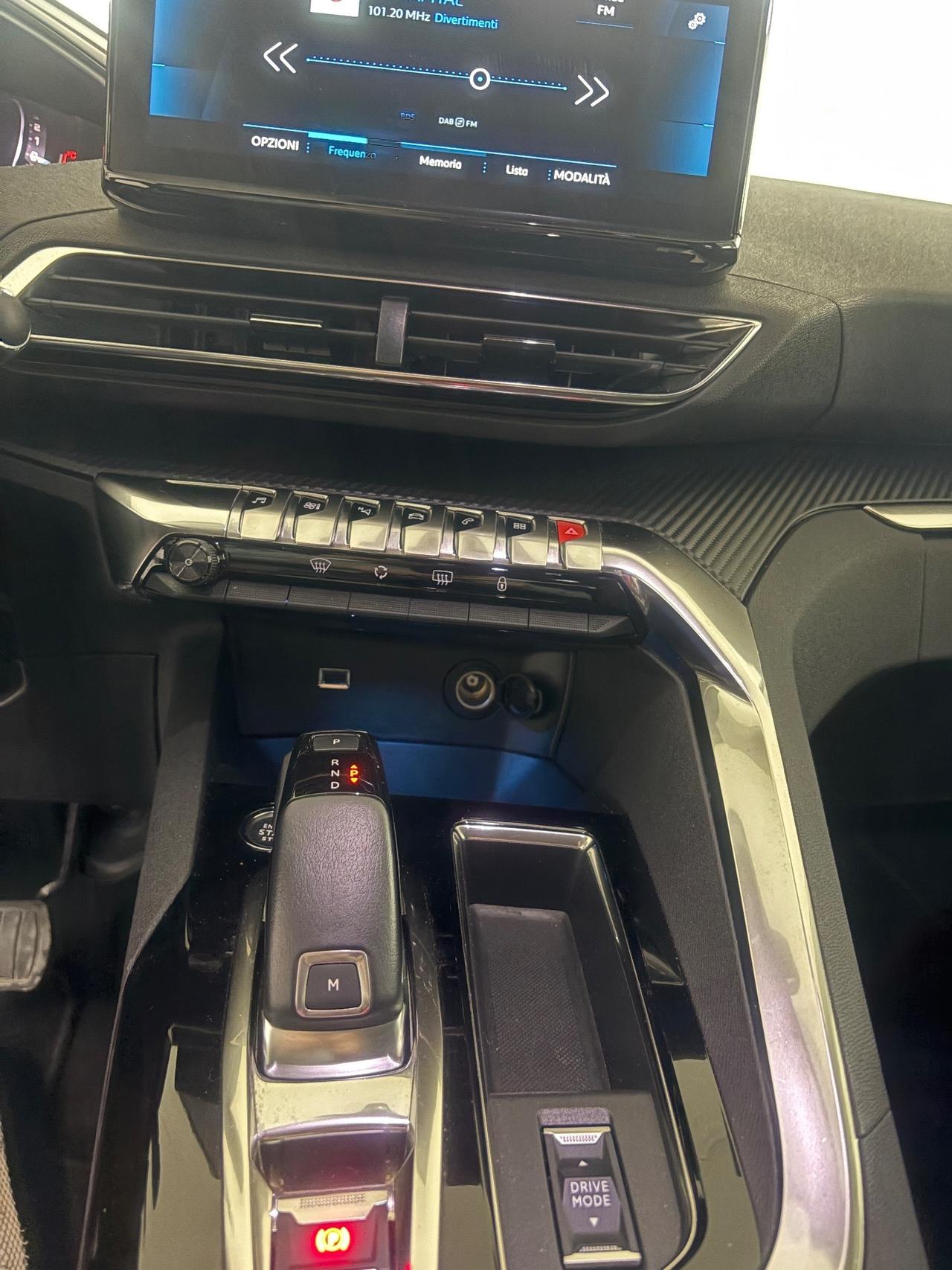 Peugeot 3008 BlueHDi 130 S&S Allure