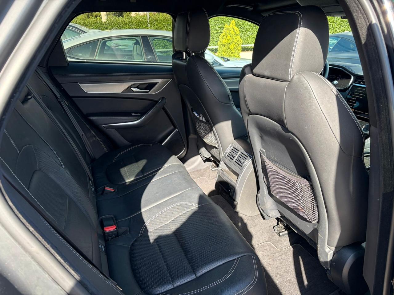 Jaguar F-Pace 2.0 D 204 CV AWD aut. R-Dynamic SE