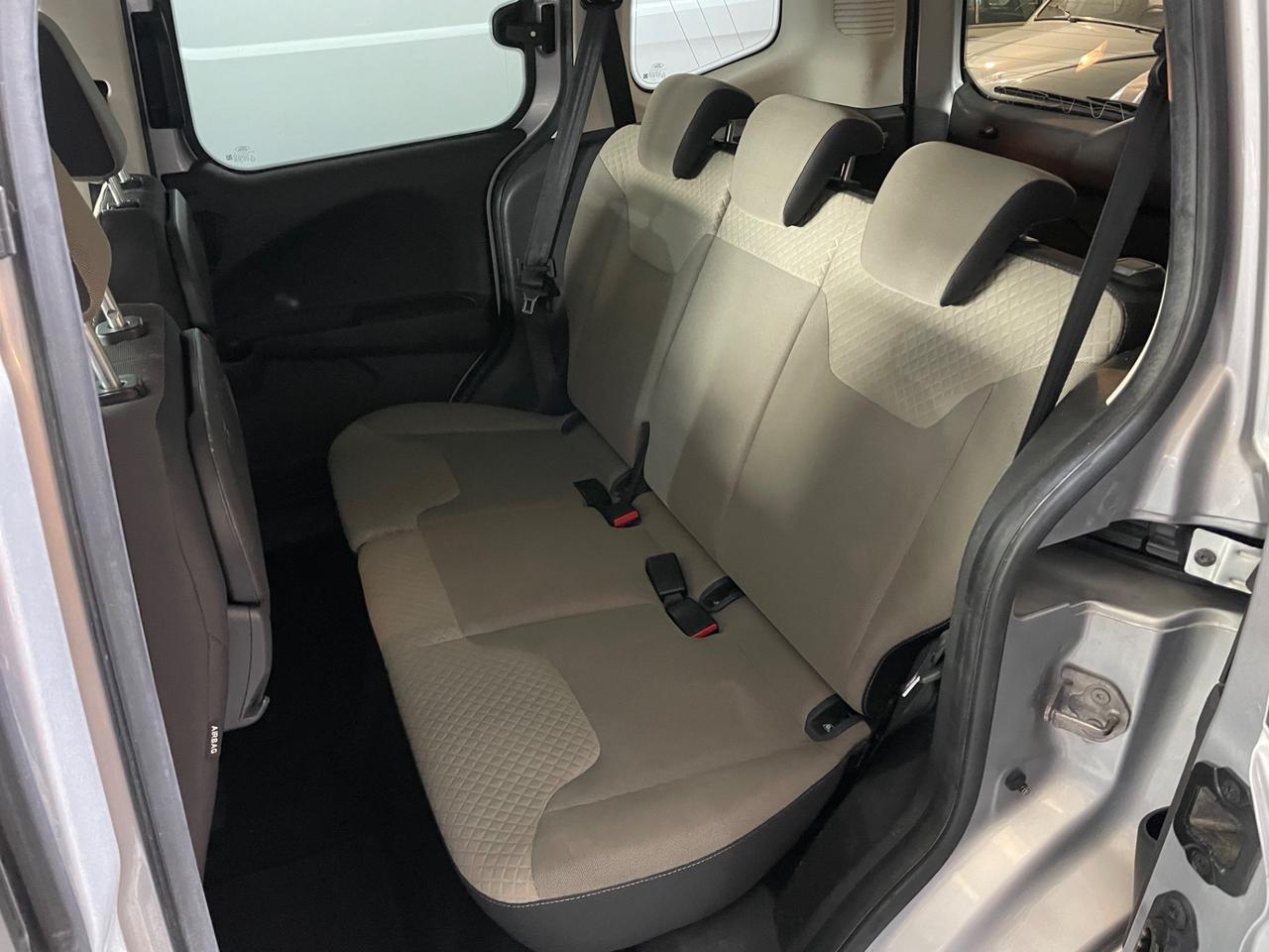 Ford Tourneo Courier 1.5 TDCI 75 CV Titanium Navy