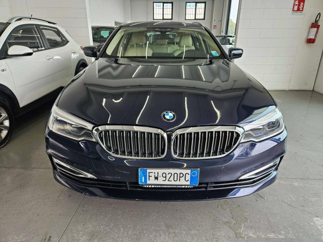 BMW 520 Touring xdrive Luxury 190cv auto