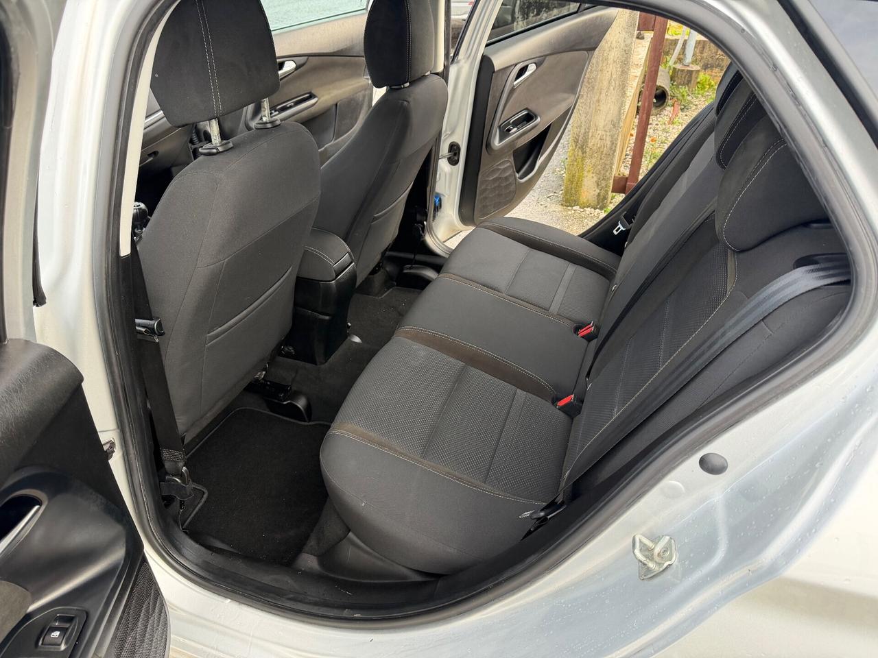 Fiat Tipo 1.6 Mjt S&S DCT SW Lounge