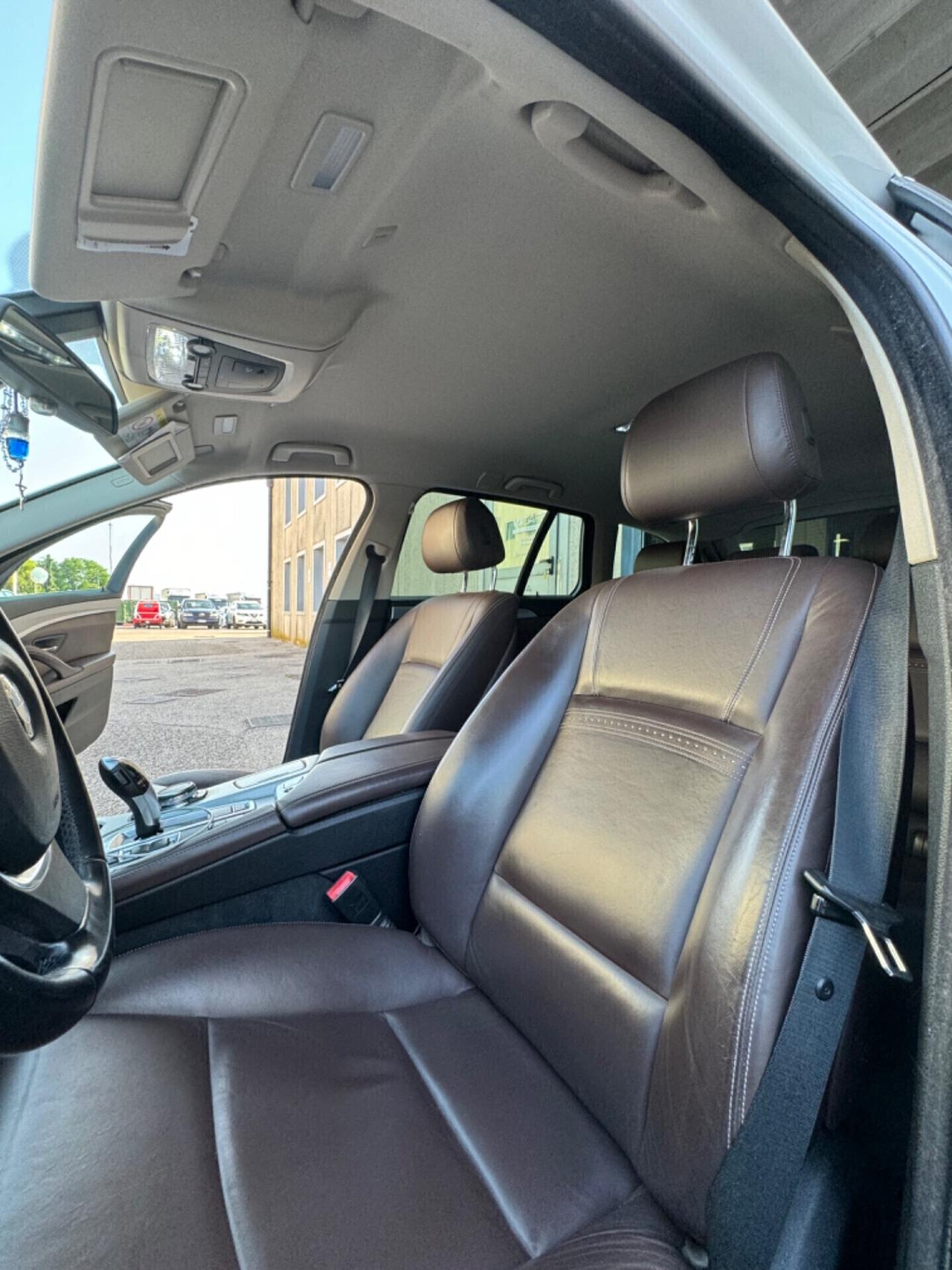 Bmw 520 520d xDrive Touring Luxury