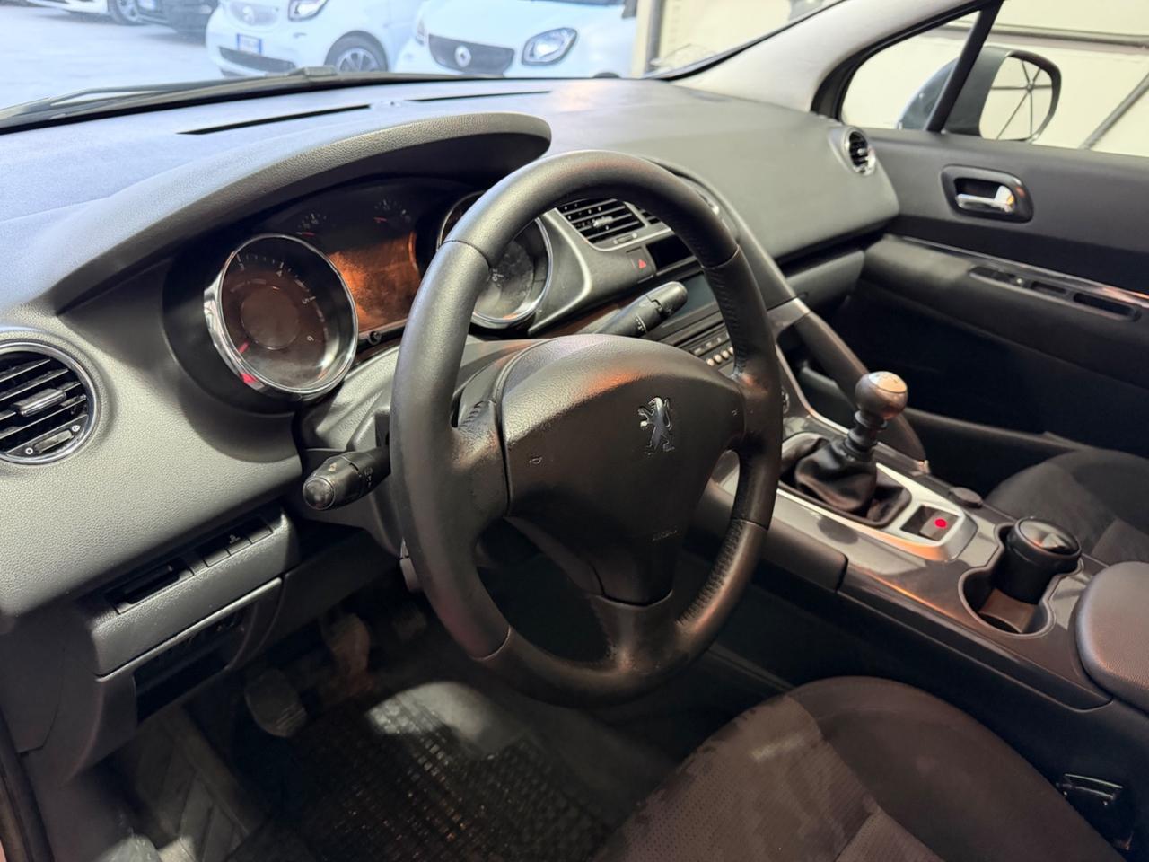 Peugeot 3008 1.6 HDi 110CV Premium