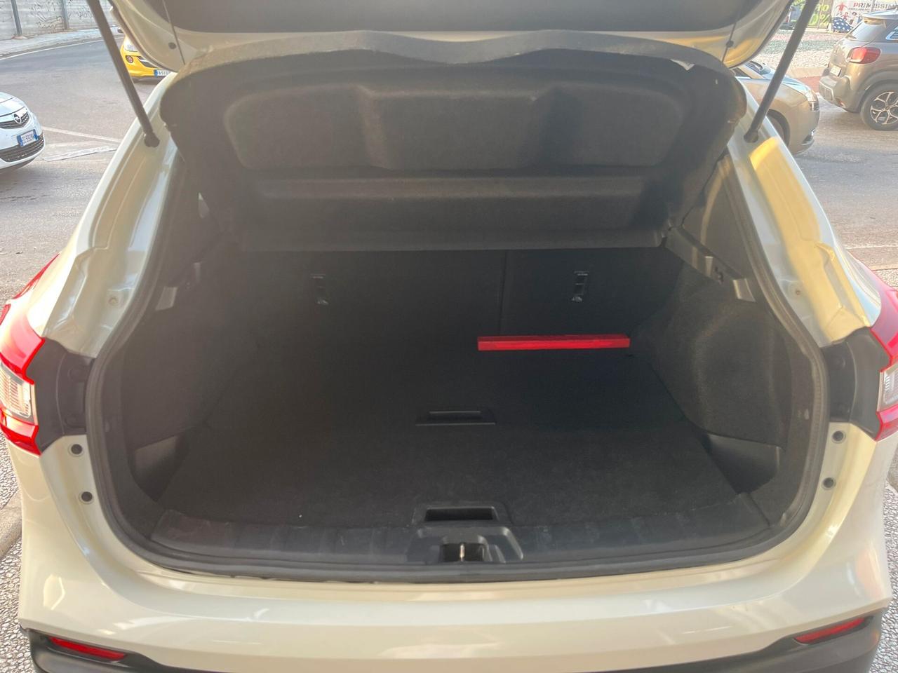 Nissan Qashqai 1.6 dCi 2WD N-Connecta