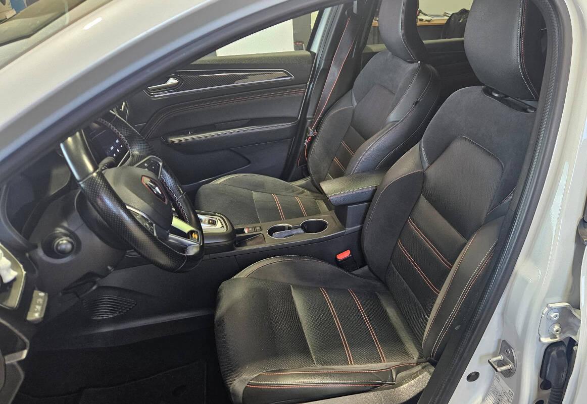 Renault Arkana 1.6 E-Tech full hybrid R.S. Line 145cv