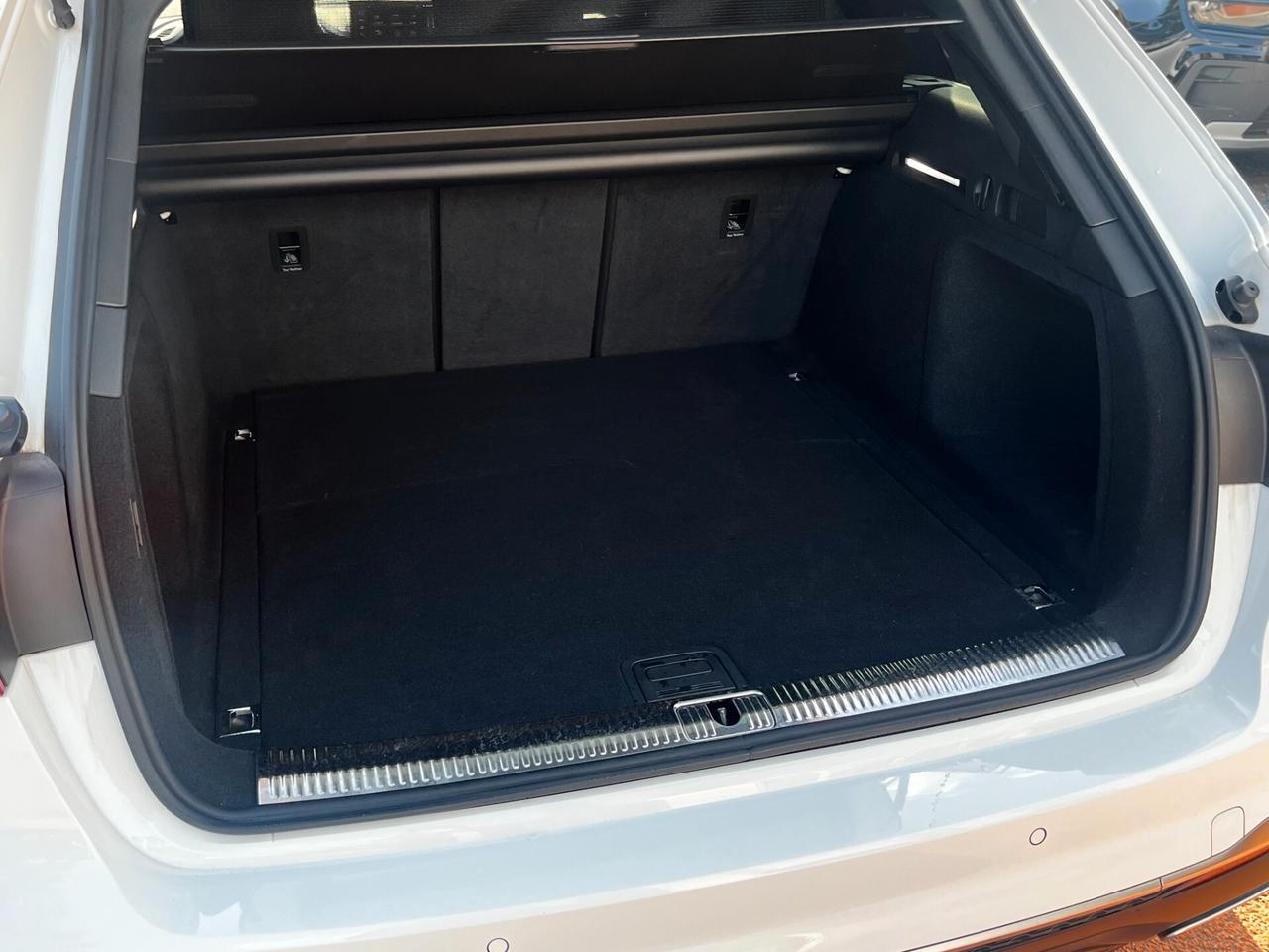 Audi A4 Avant 40 TDI quattro S tronic