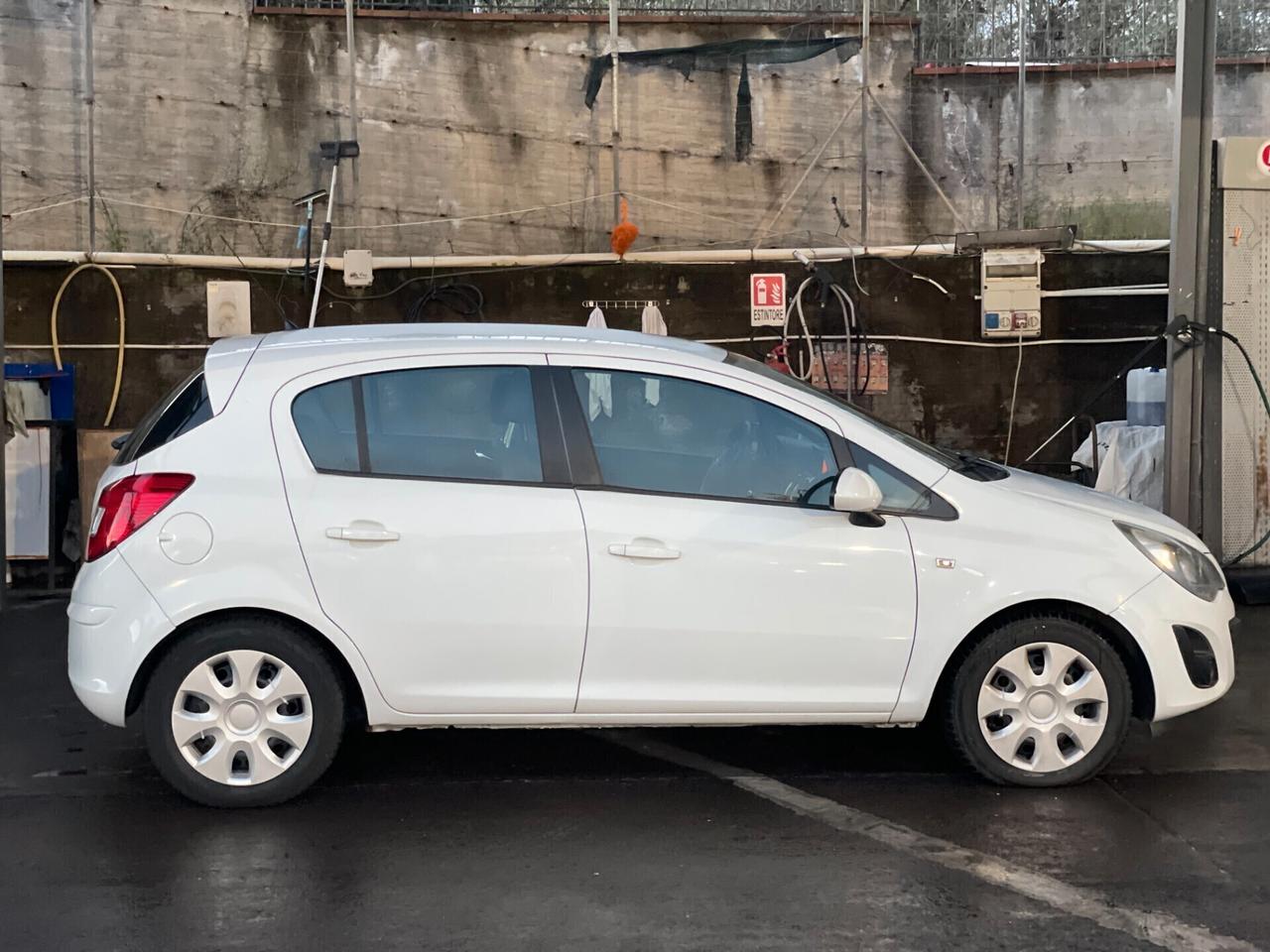 Opel Corsa 1.2 85CV 5 porte GPL-TECH Edition