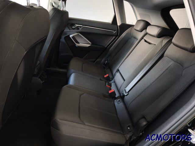 AUDI Q3 40 TDI quattro S tronic Business Advanced