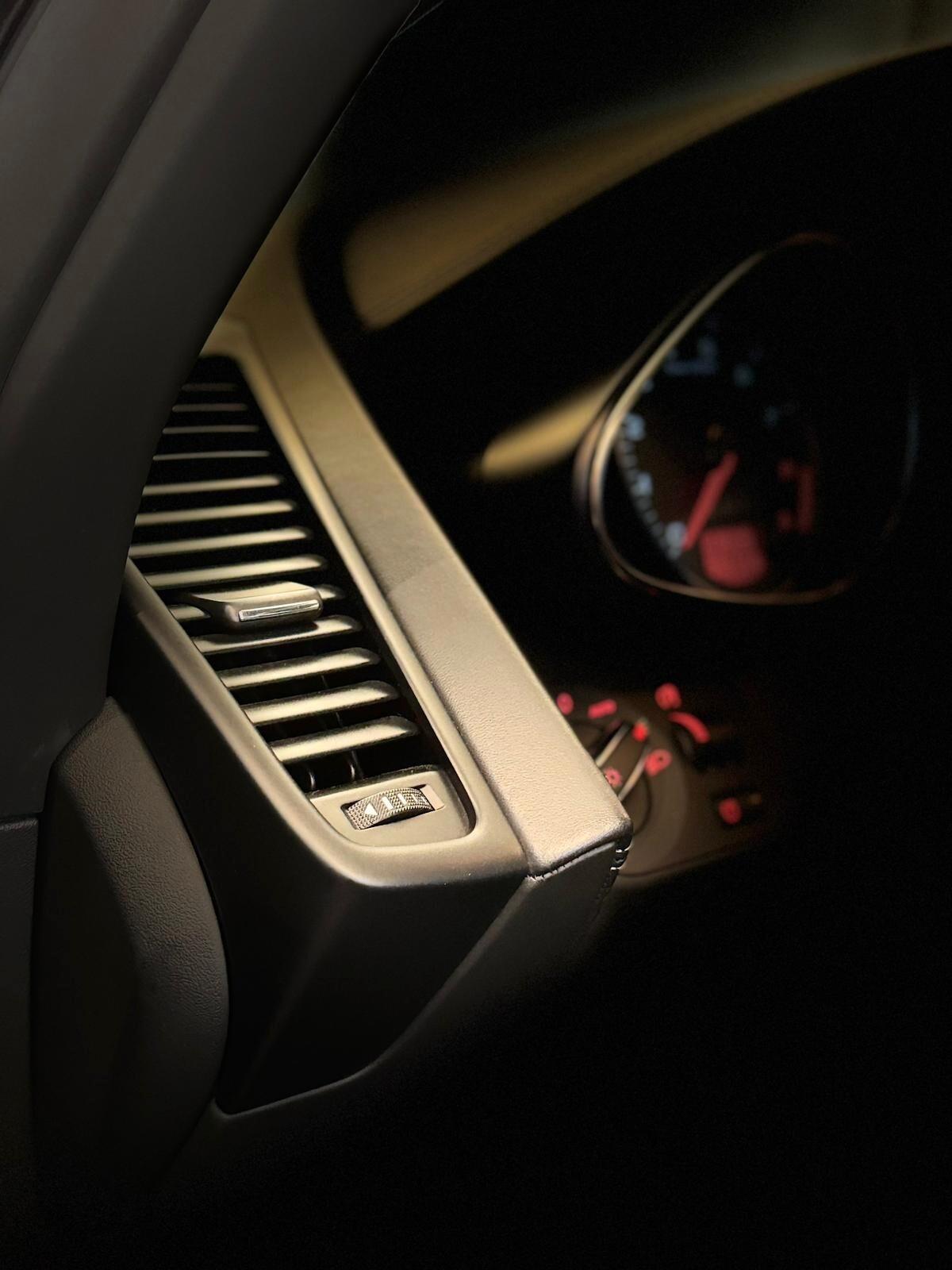 AUDI R8 V8 420CV UNIPRO PERMUTE GARANZIA R-TRONIC