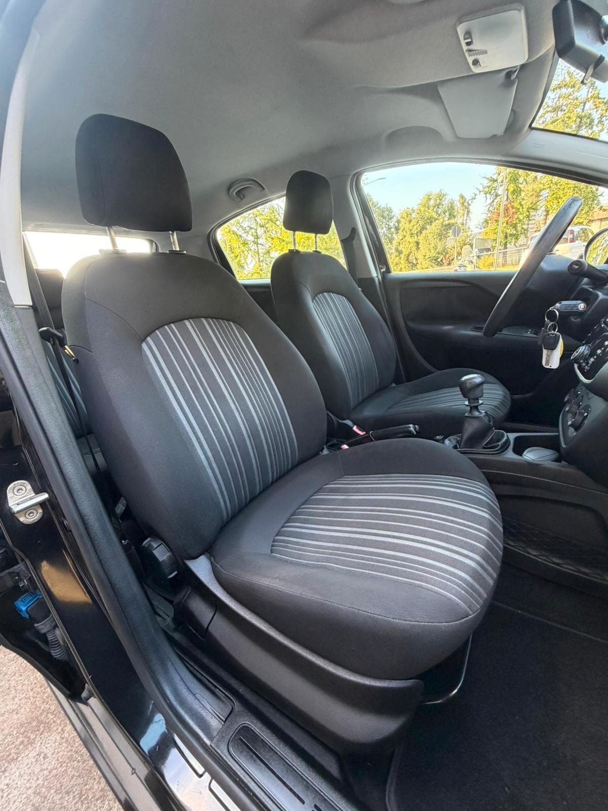 Fiat Punto Evo 1.2 5 porte S&S Blue&Me