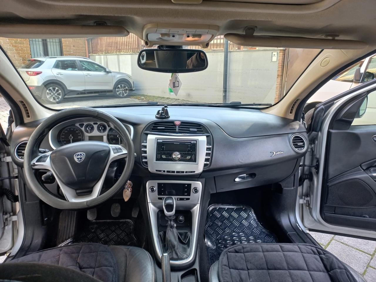 Lancia Delta 1.6 MJT DPF Argento