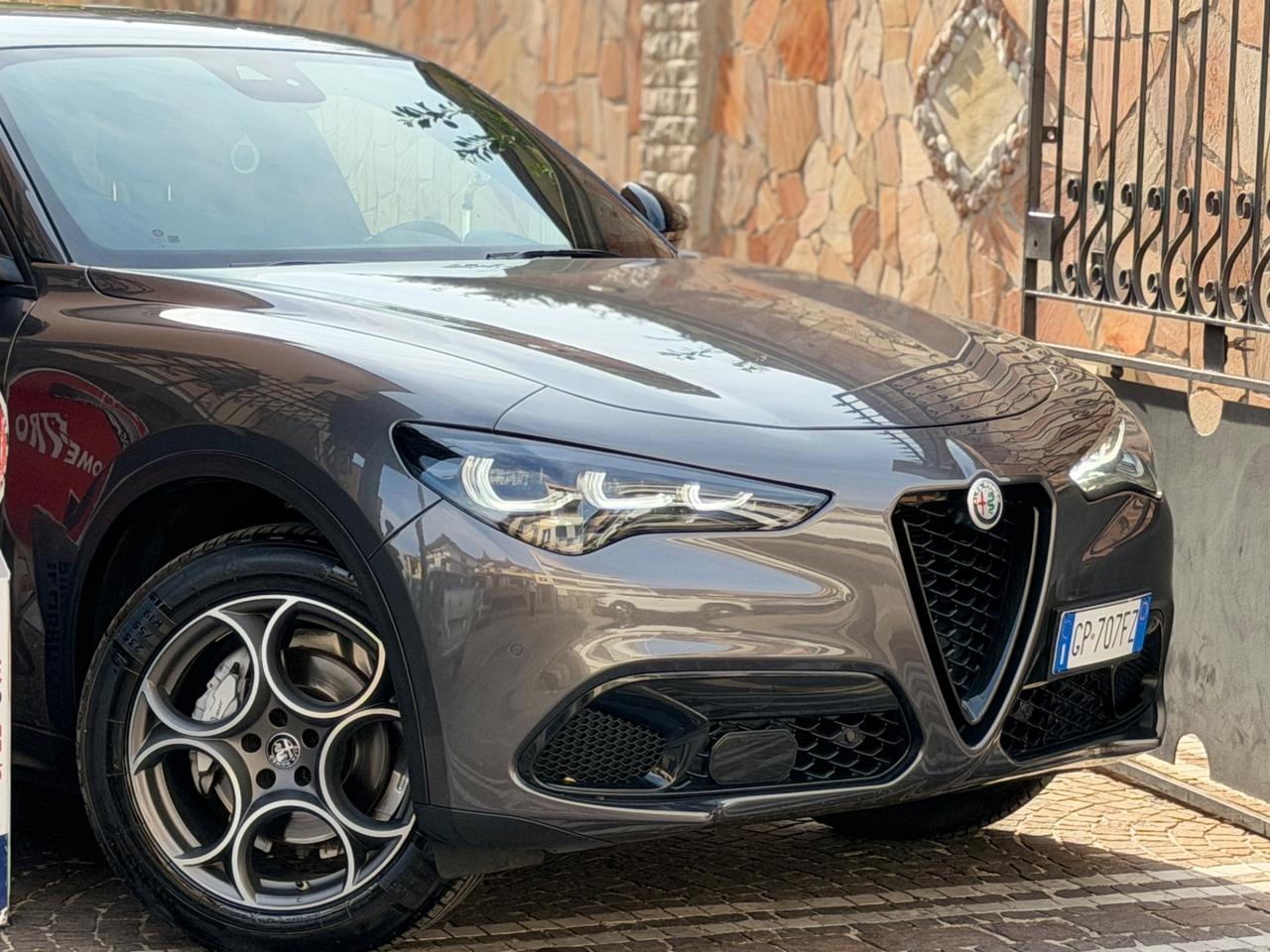 Alfa Romeo Stelvio 2.2 Turbodiesel 210 CV AT8 Q4 Sprint