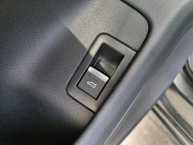AUDI A6 Avant 40 2.0 TDI S tronic SLINE S-LINE