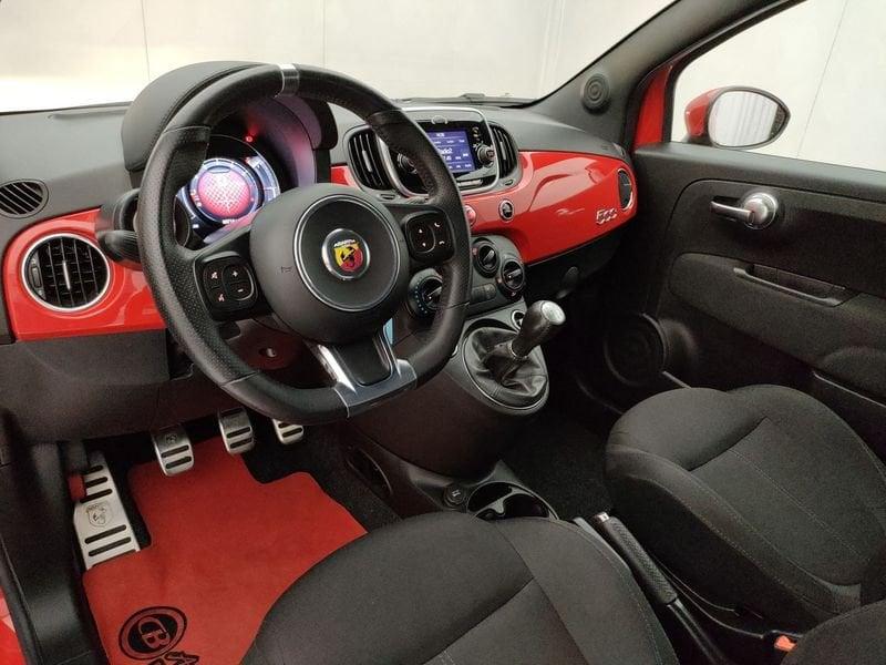 Abarth 500 1.4 T-Jet 595 145cv