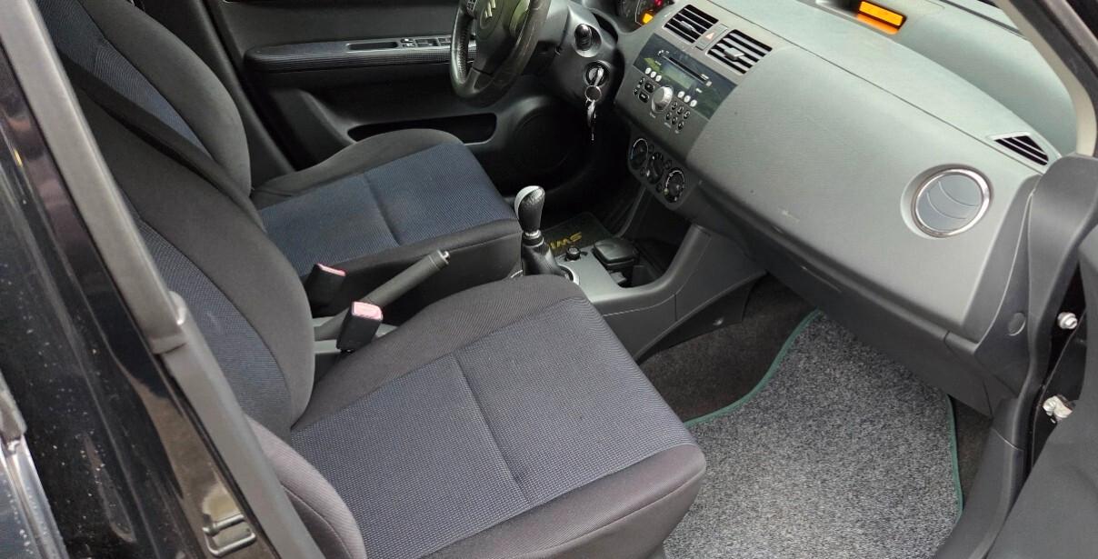 Suzuki Swift 1.3 4x4 5p. GL benzina