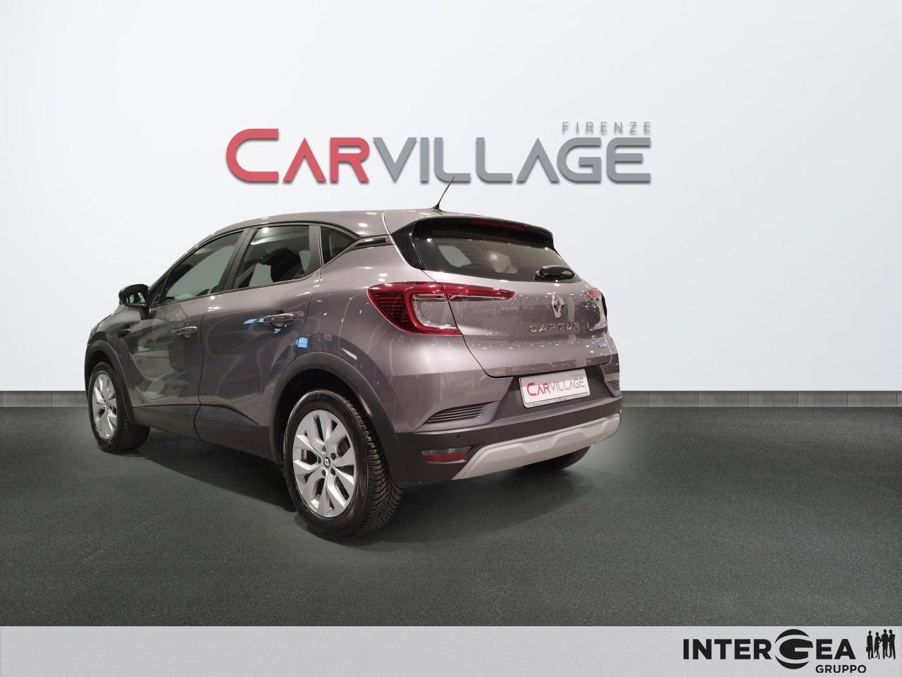 RENAULT Captur 1.6 E-Tech hybrid Business 145cv auto