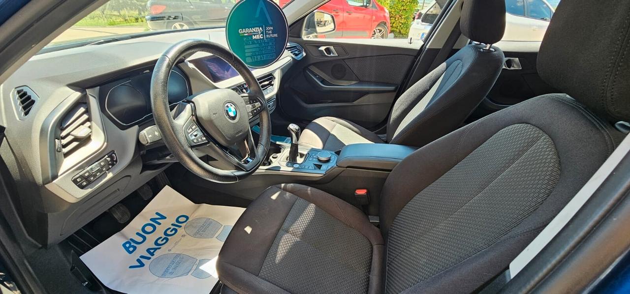 Bmw 116 116d 5p. Advantage