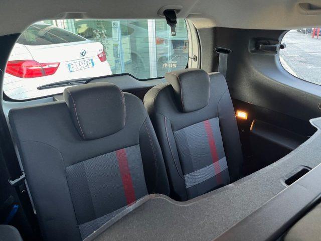 DACIA Lodgy Stepway 1.5 Blue dCi 8V 115CV 7 posti