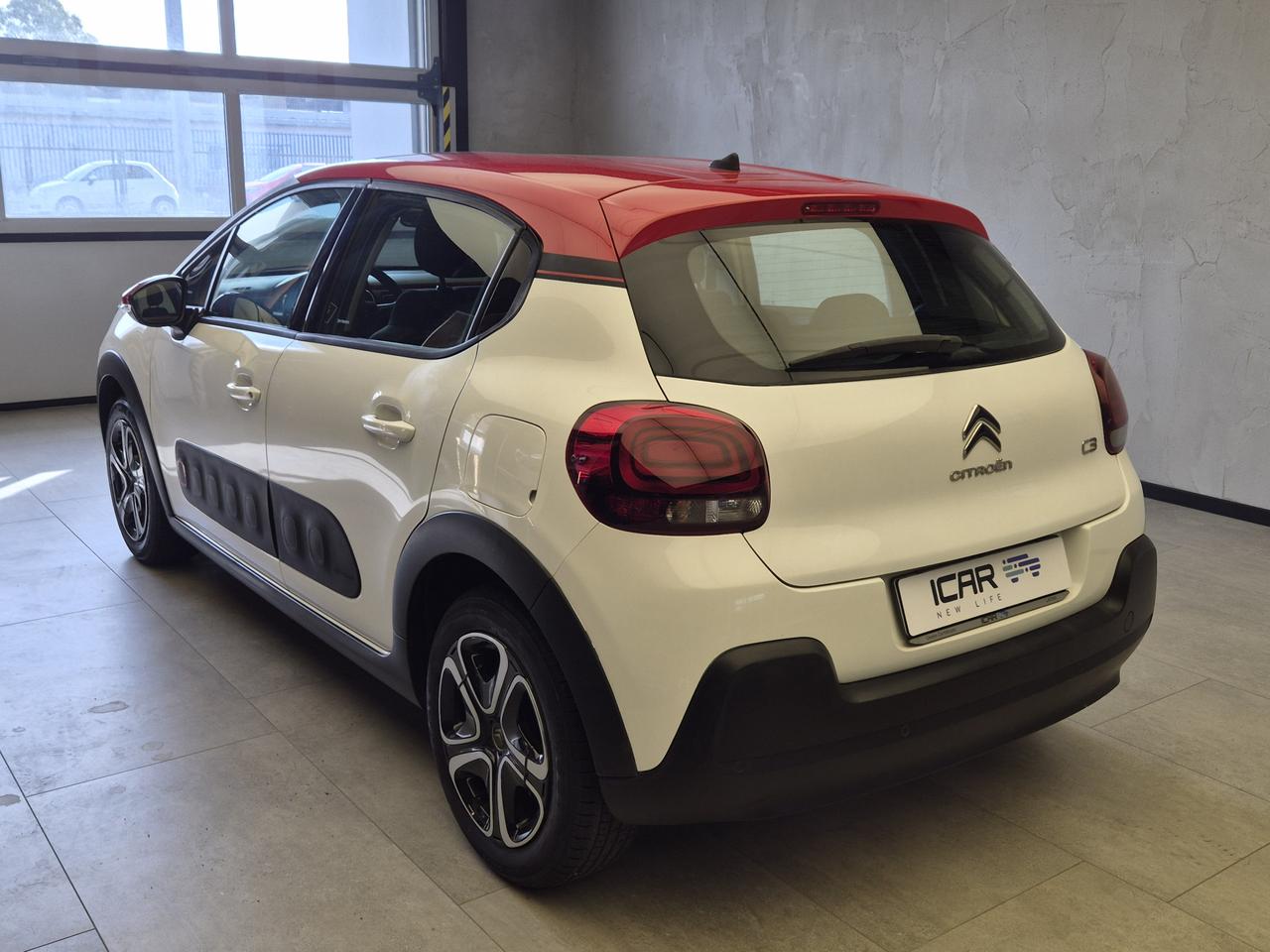CITROEN C3 III - C3 1.2 puretech Shine 82cv