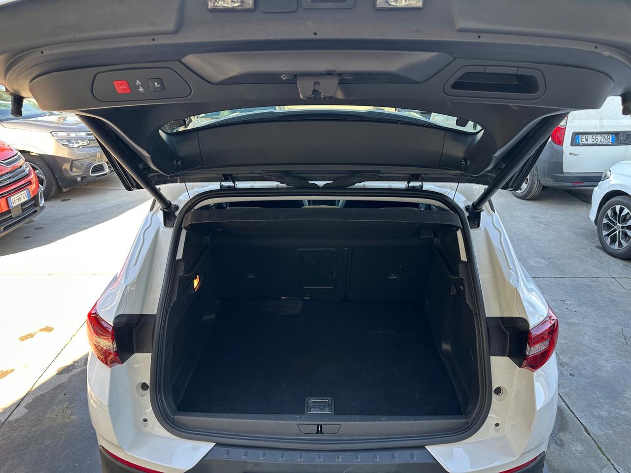 Opel Grandland X 1.6 Hybrid Plug-in aut. Ultimate