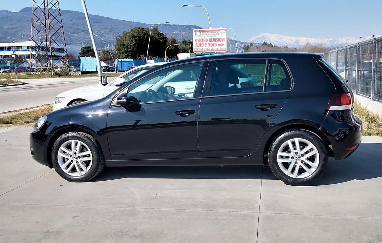 Volkswagen Golf 1.6 TDI DPF 5p. Highline