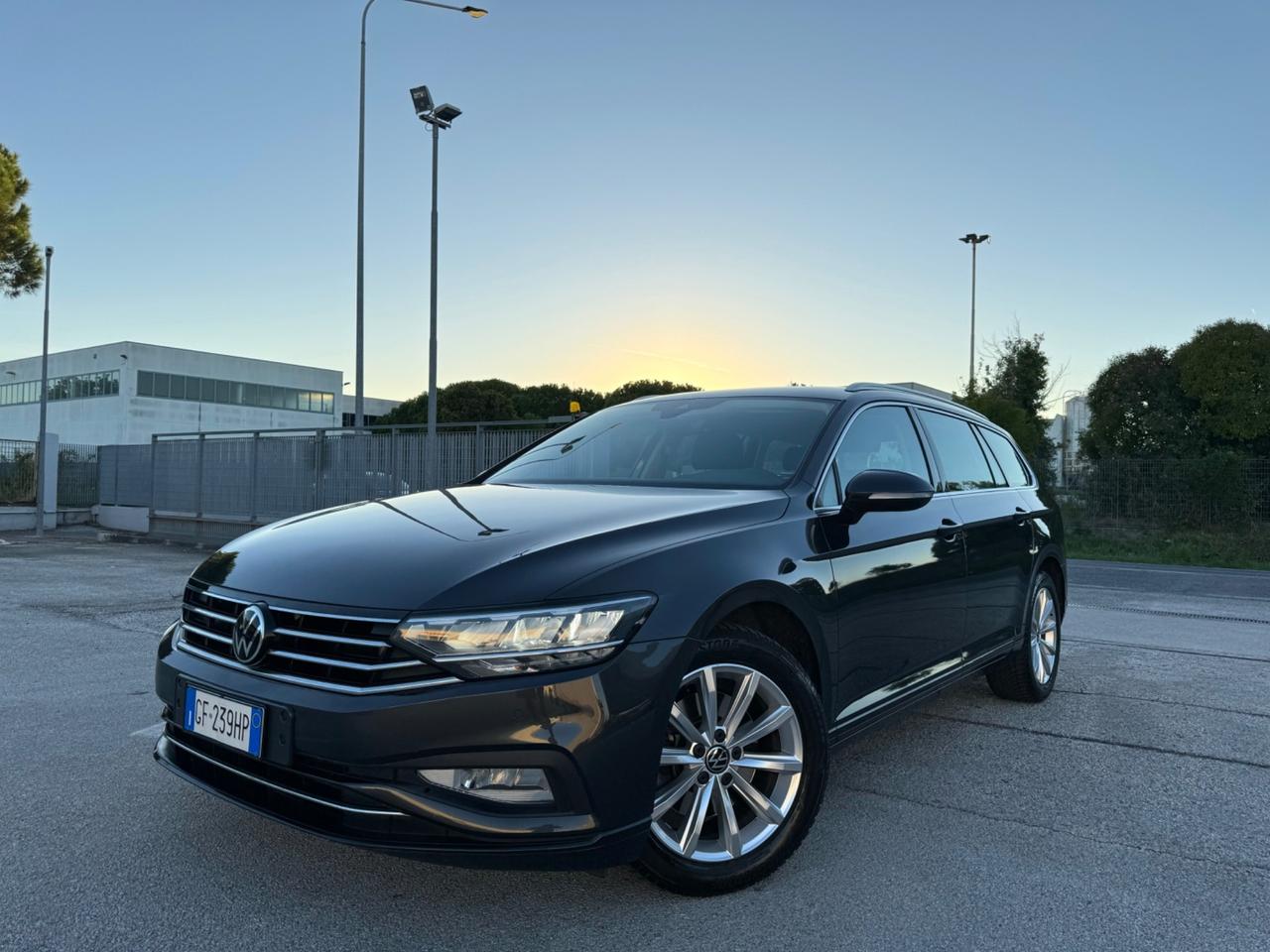 VOLKSWAGEN PASSAT 2.0 Tdi 150CV - Led Carplay 17