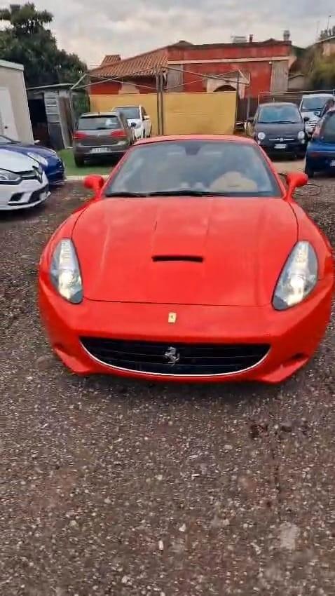 Ferrari California DCT 2014