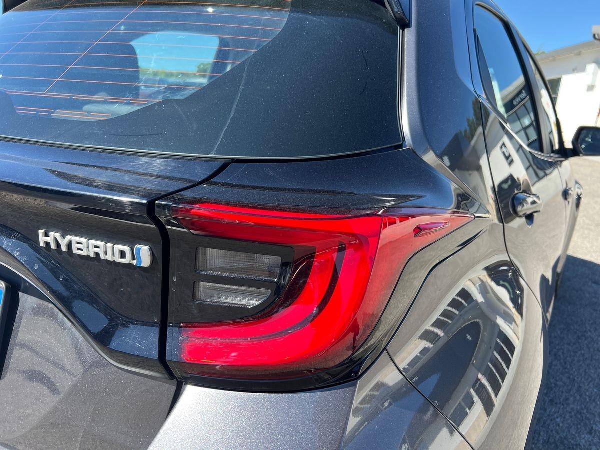 TOYOTA Yaris 4ª serie - Yaris 1.5 Hybrid 5 porte Trend