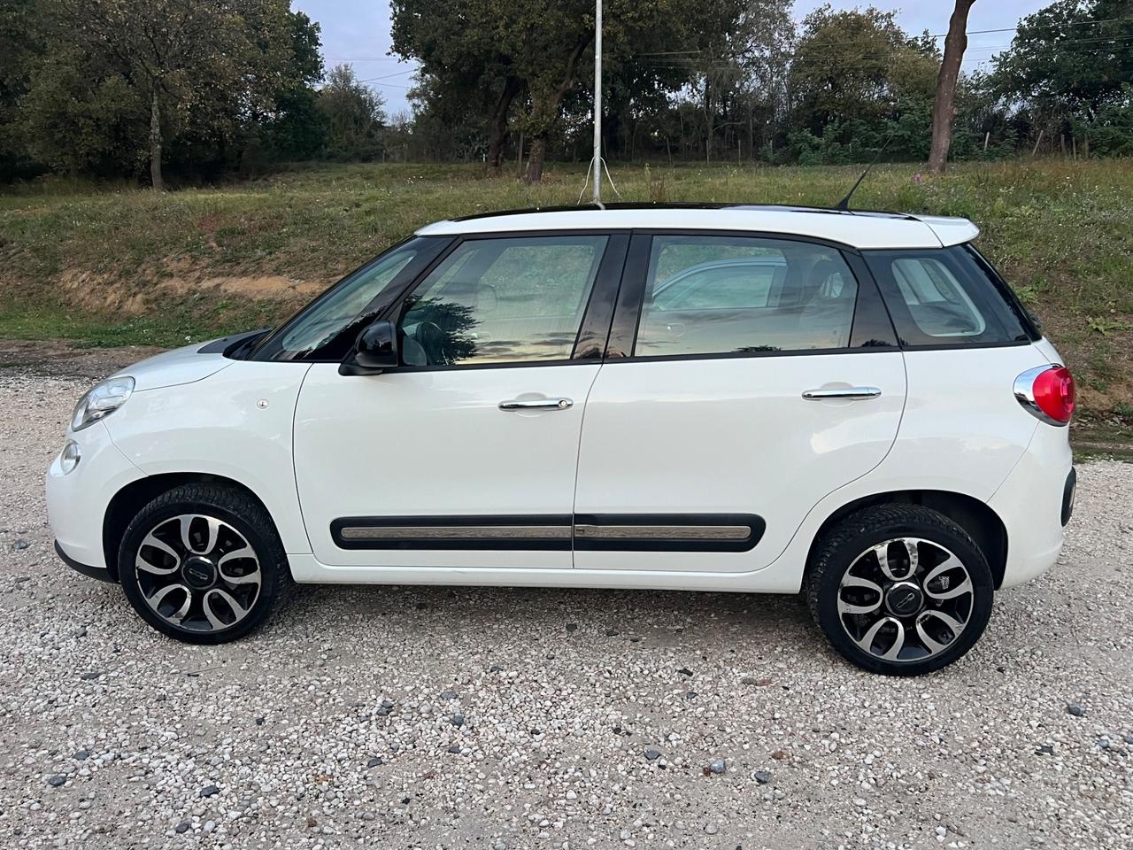 Fiat 500L 0.9 TwinAir Turbo Natural Power Lounge