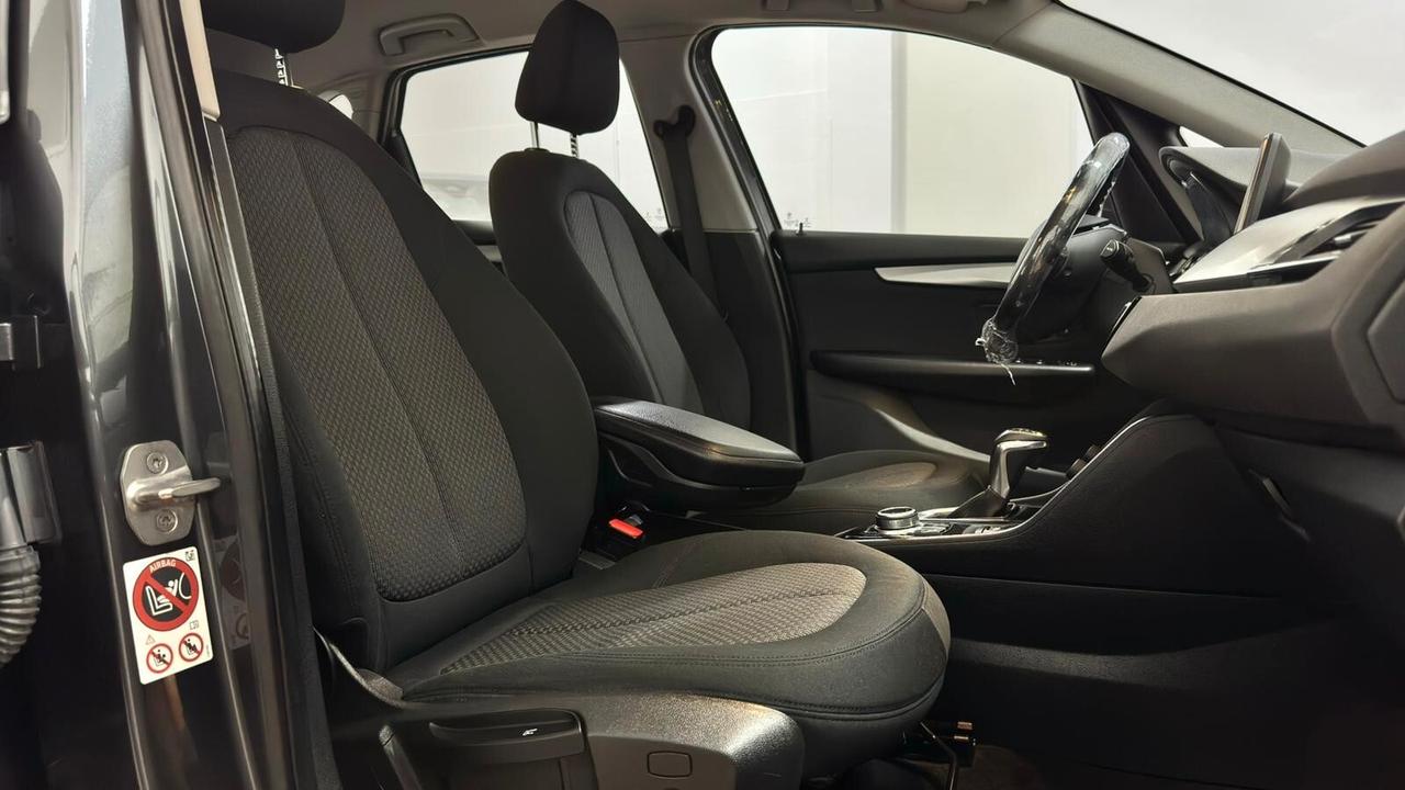 Bmw 2er Active Tourer 216d Luxury