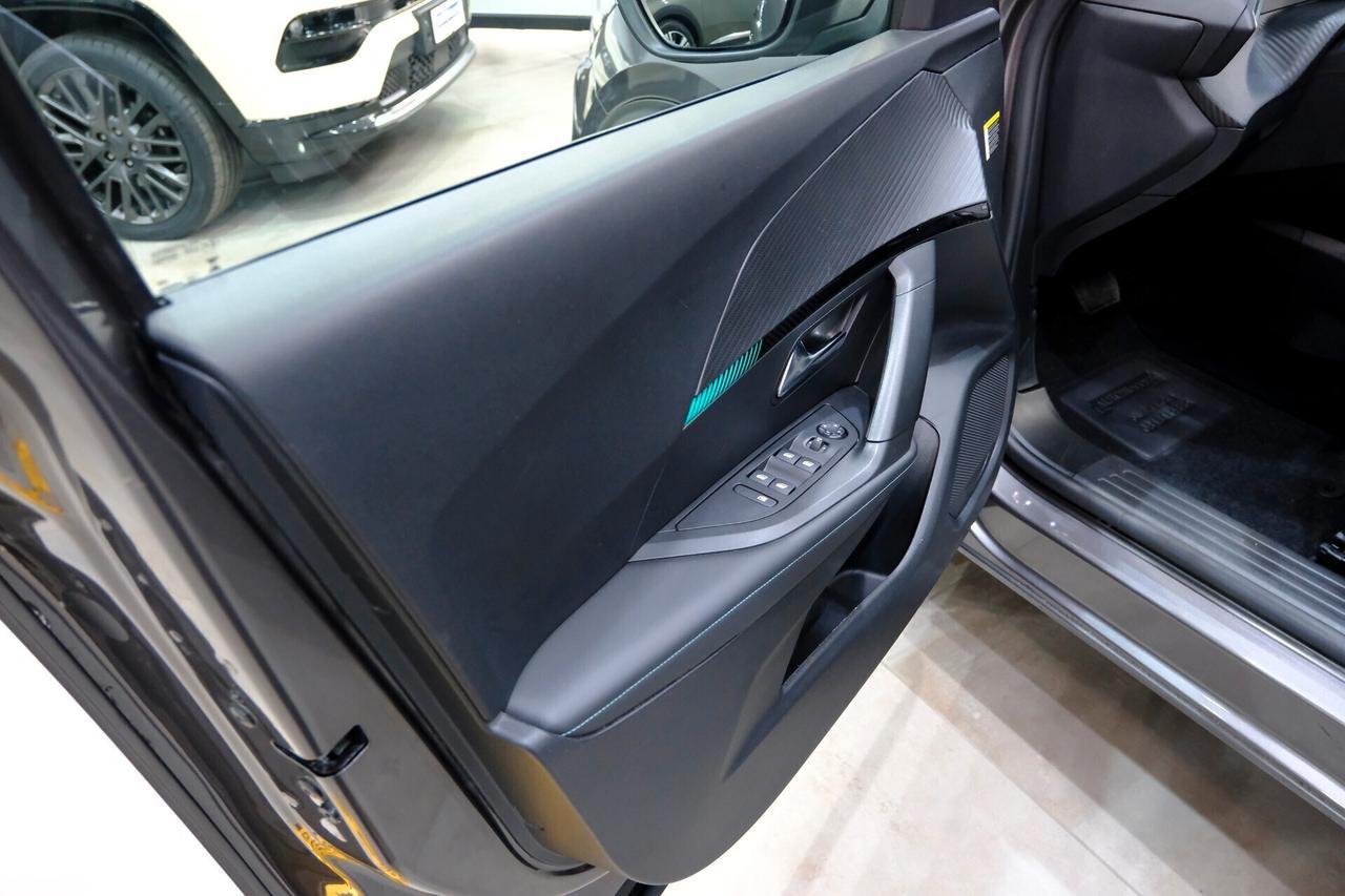 *PEUGEOT 2008 1200T 130cv EAT8 ALLURE* - Automatica