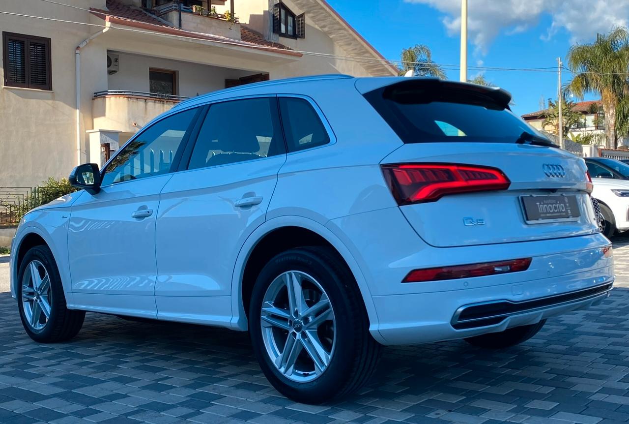 Audi Q5 Sline Plus 2.0 TDI 204CV s-tronic quattro mhev 40