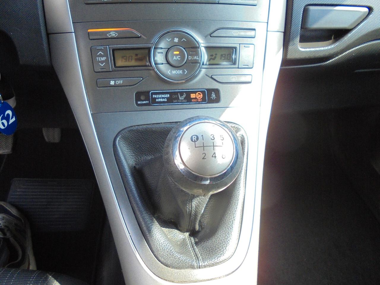 Toyota Auris 1.4 D-4D 5 porte Sol