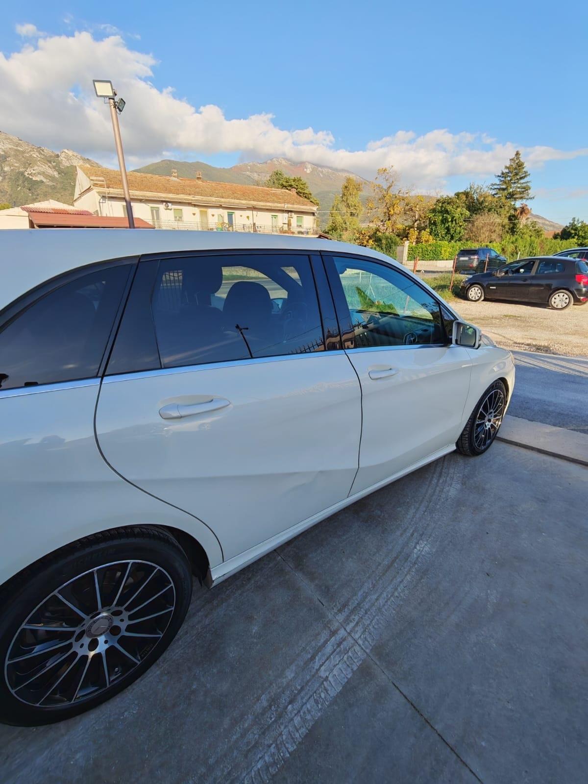 Mercedes-benz B 180 CDI Automatic Premium full