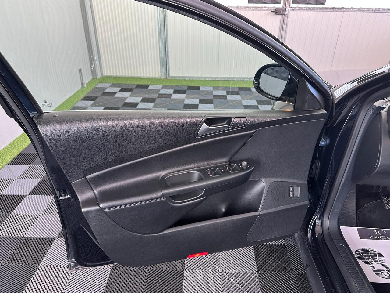 Volkswagen Passat 2.0 TDI DPF Var. Highline