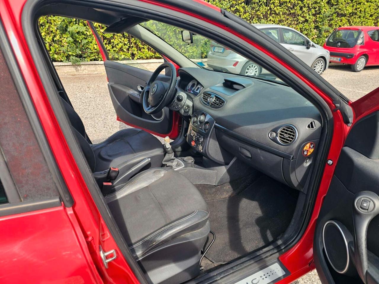 Renault Clio Storia 1.2 16V 5 porte Dynamique