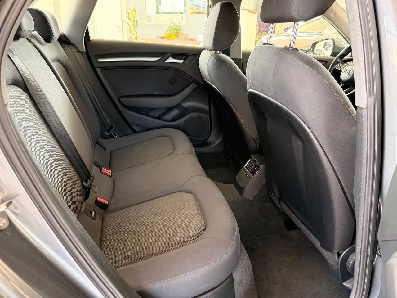 Audi A3 SPB 30 TDI S tronic Business