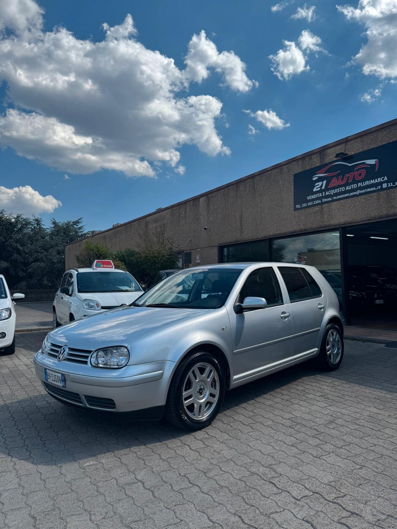 Volkswagen Golf 1.6 16V cat 5 porte Highline