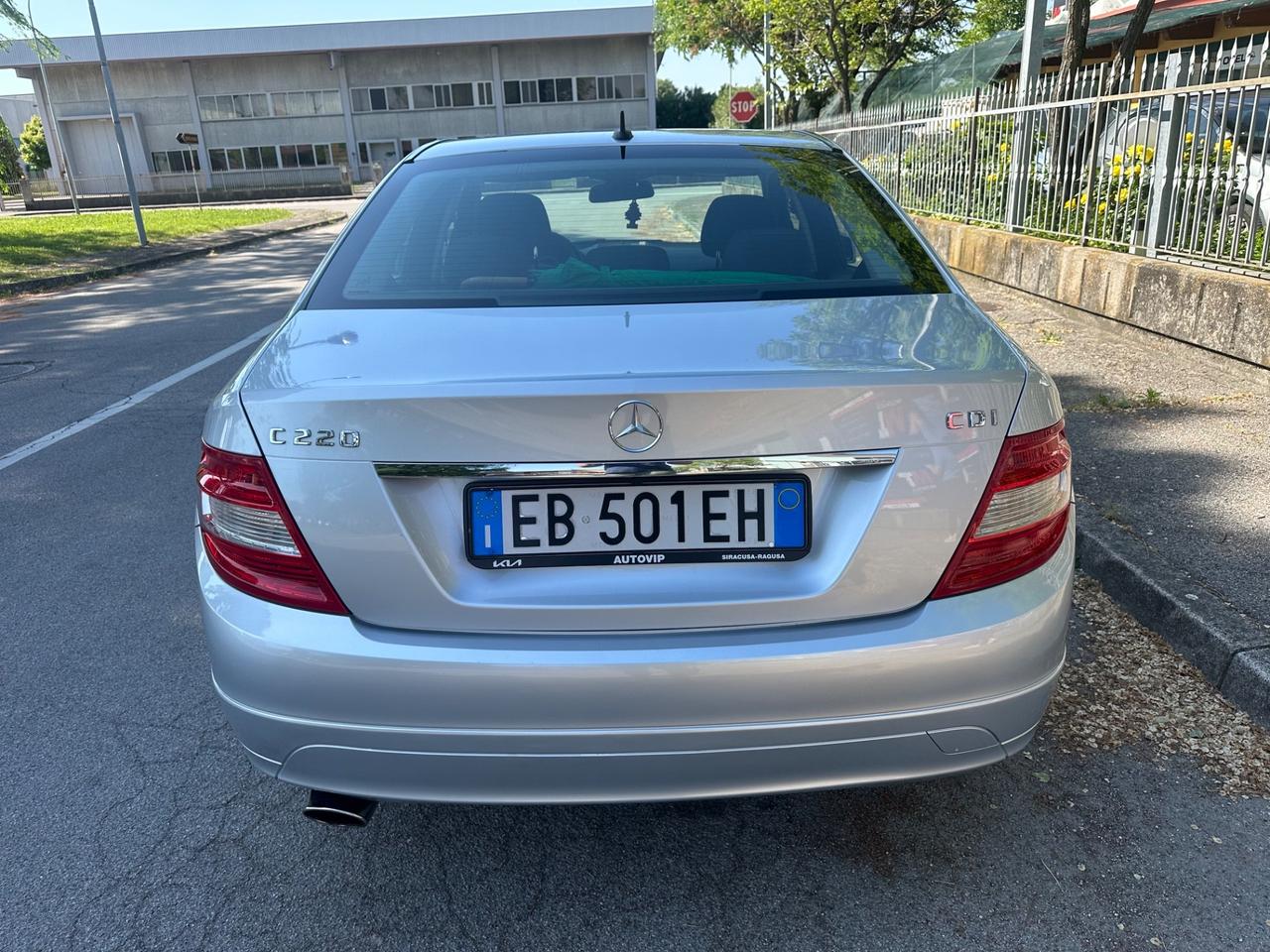 Mercedes-benz C 220 CDI BlueEFFICIENCY Avantgarde