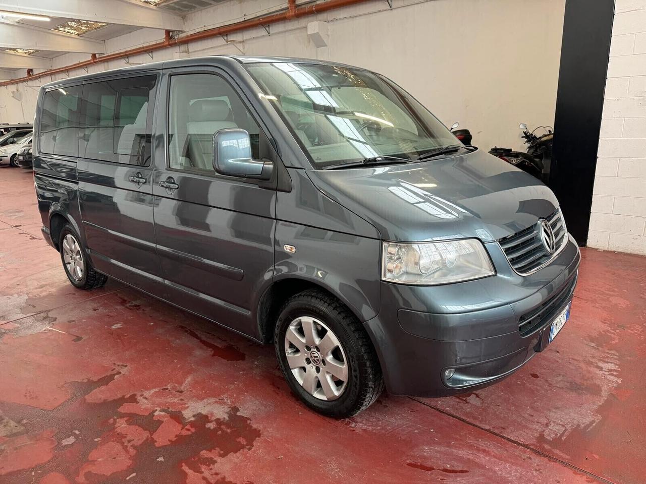 Volkswagen Multivan 2.5 TDI/174CV Tiptr.Highline