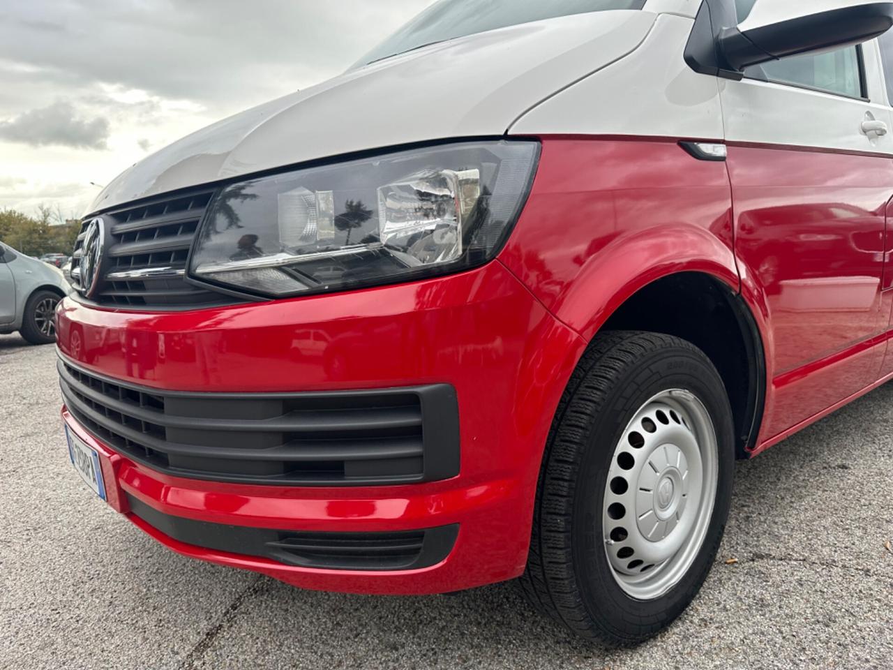 Volkswagen Caravelle 2.0 TDI 150CV PC Cruise 9 Posti