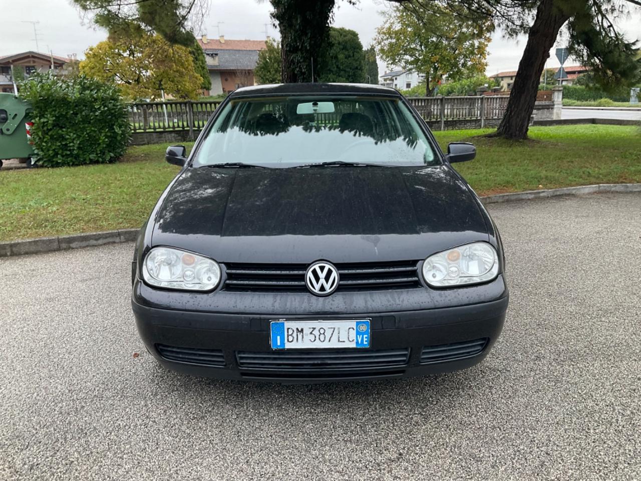 Volkswagen Golf 1.6 cat 5 porte