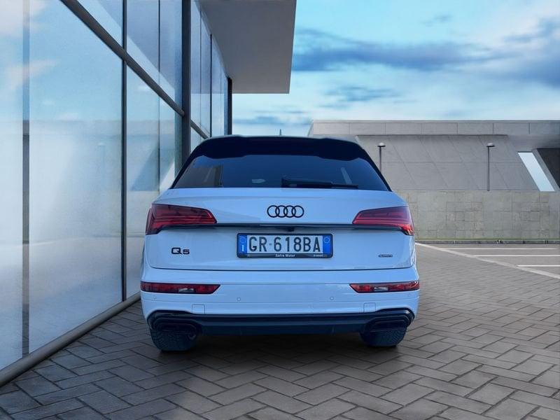 Audi Q5 Q5 SPB 40 TDI quattro S tronic Identity Black