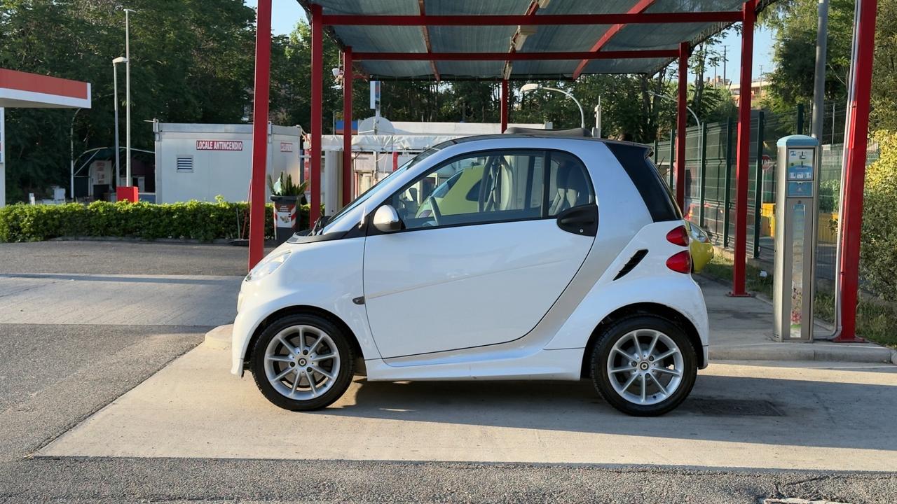 Smart ForTwo MHD coupé passion 2014