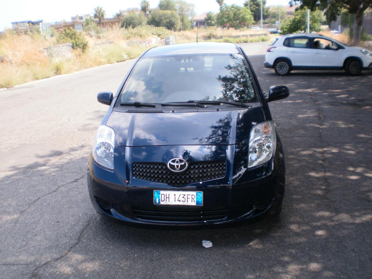 Toyota Yaris 1.4 D-4D 5 porte Sol