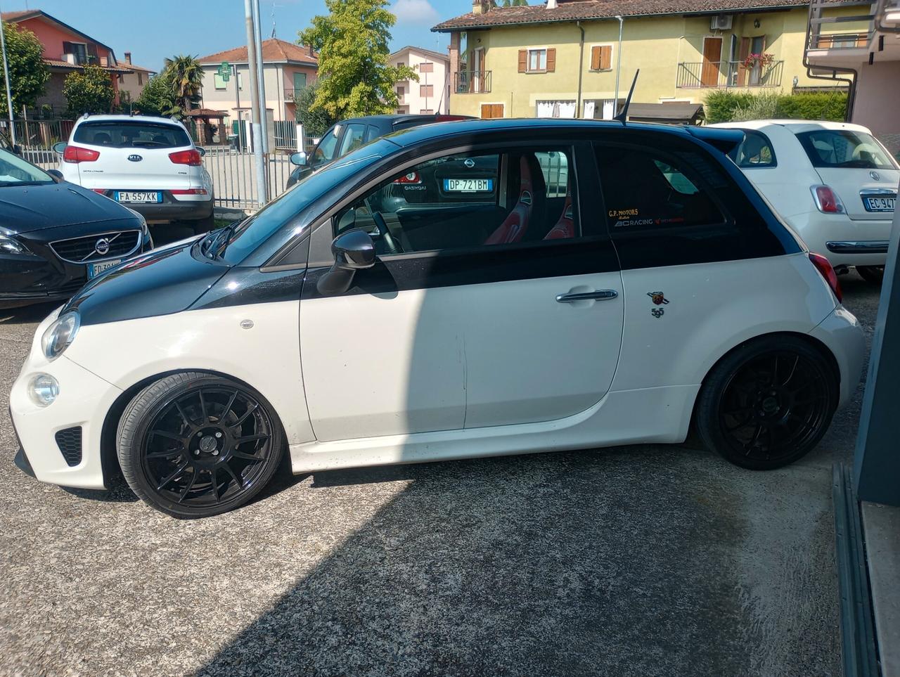 Abarth 595 1.4 Turbo T-Jet 165 CV Turismo