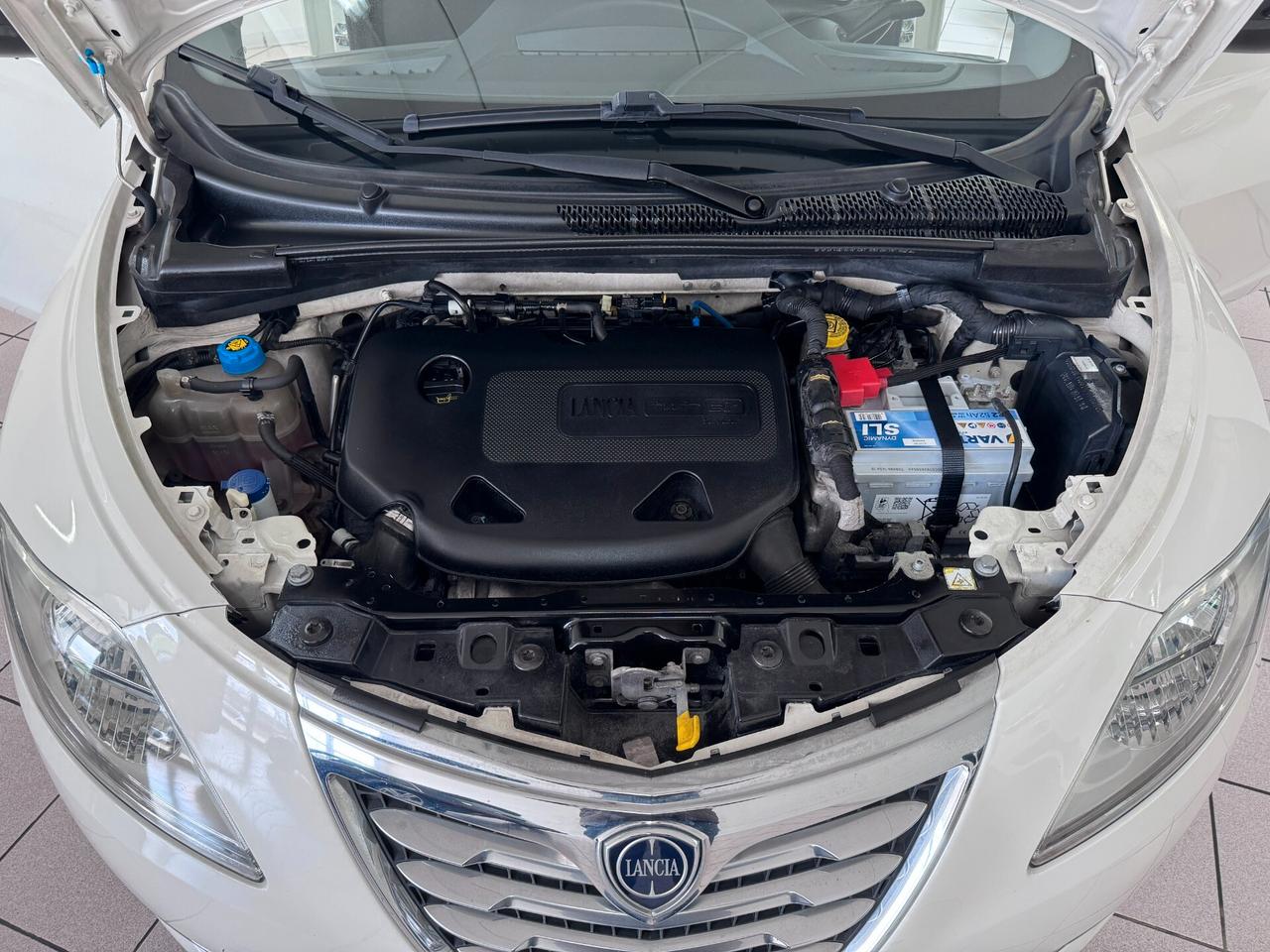 LANCIA YPSILON 0,9 METANO (CONTOVENDITA)