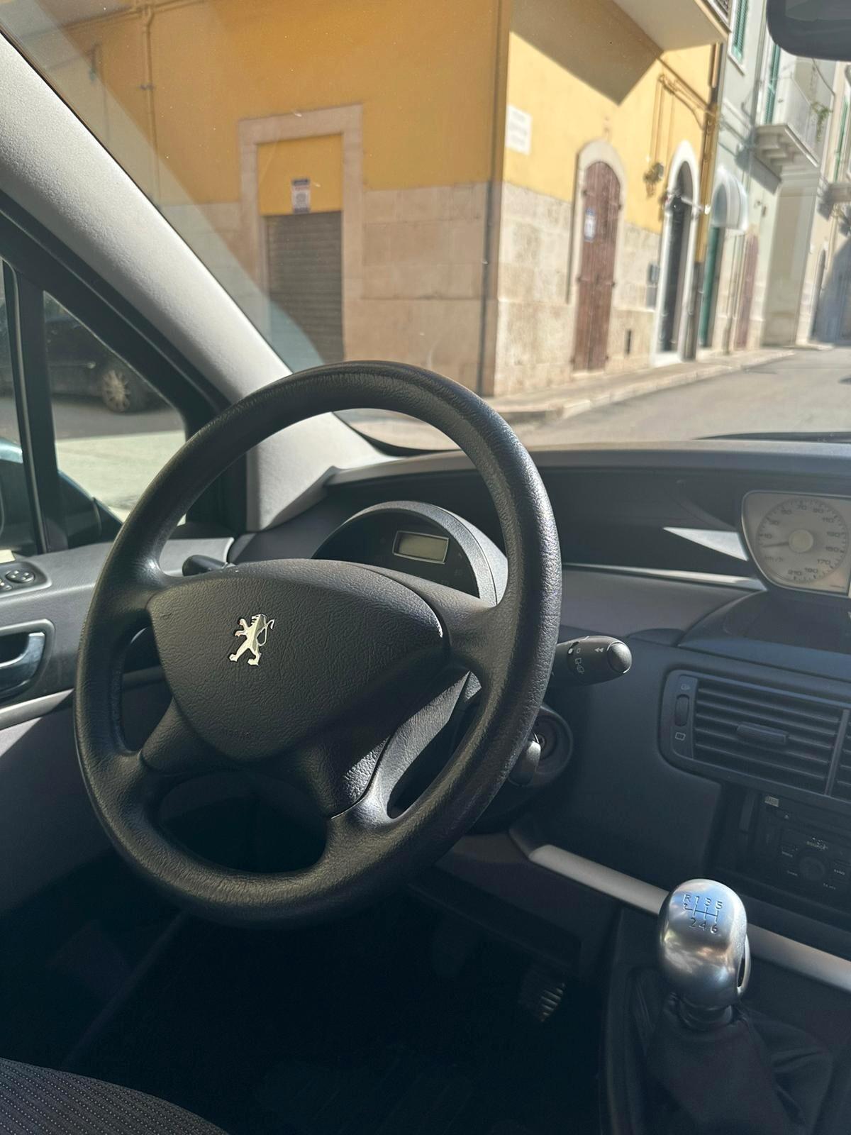 Peugeot 807 2.0 HDi Norwest 7 posti navi full