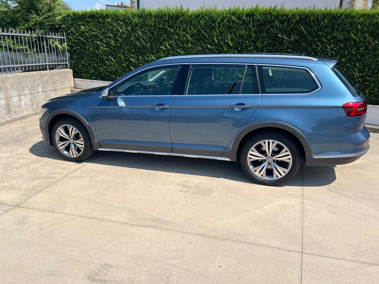 Volkswagen Passat Alltrack 2.0 BiTDI 4MOTION DSG BlueMotion Tech.